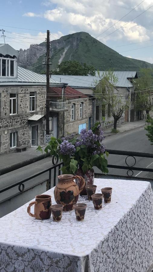 L&A Guest House Goris Exterior foto